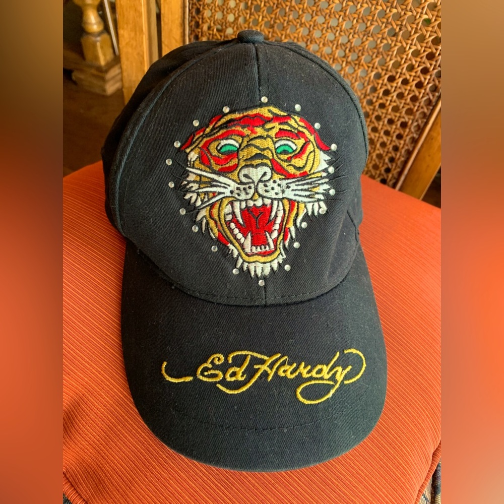Ed Hardy 💖vintage like new🌼 Rare hat